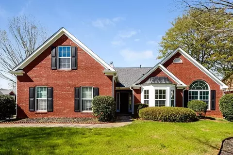 1016 Harbor View Ln, Mcdonough, GA 30252