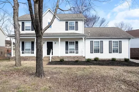 812 Dresden Ct, Nashville, TN 37013