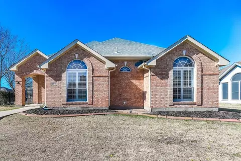 2617 Crystal Falls Dr, Mesquite, TX 75181