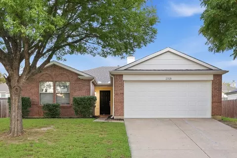1918 Notre Dame Dr, Glenn Heights, TX 75154
