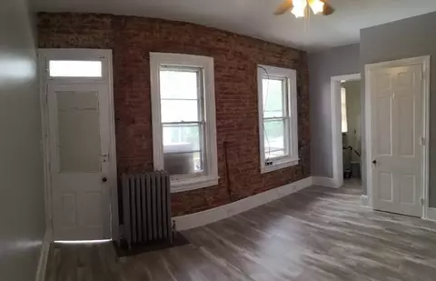 1339 Mineral Spring Rd, Reading, PA 19602