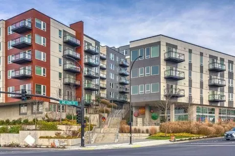 1201 121st Ave NE, Bellevue, WA 98005