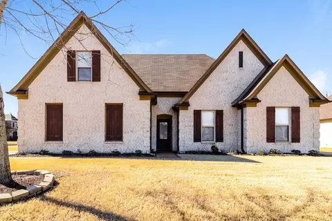 5011 Delaney Valley Ln, Arlington, TN 38002