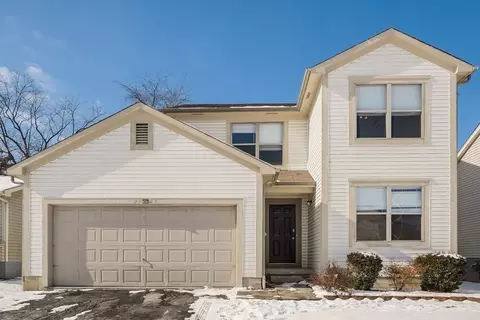 2719 Raphael Dr, Columbus, OH 43232