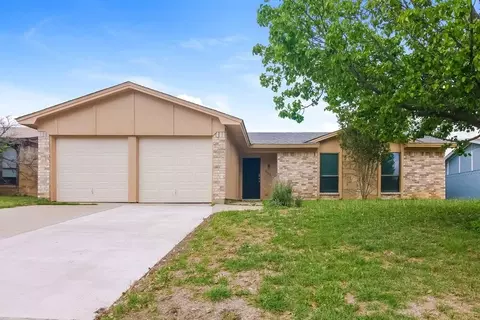 933 Lemontree Dr, Arlington, TX 76017