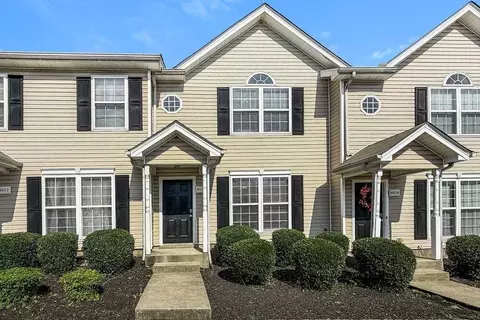 8030 Logan Dr, La Vergne, TN 37086