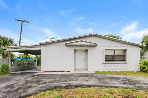 1931 N Seacrest Blvd, Boynton Beach, FL 33435