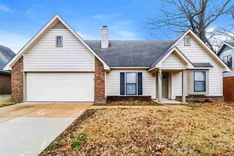 4893 Barkshire Dr, Memphis, TN 38141