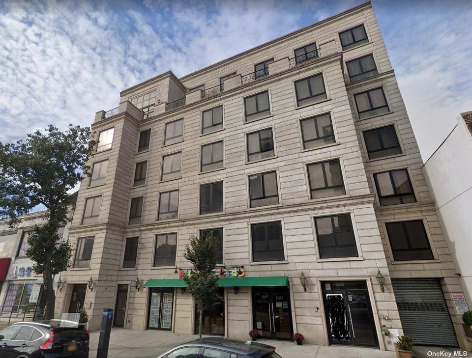 13517 Northern Blvd 4e, New York, NY 11354 9 Photos 13517 Northern Blvd 4e, New York, NY 11354 9 Photos