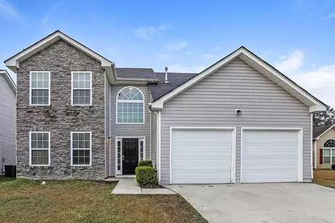 6076 Trotters Cir, Fairburn, GA 30213