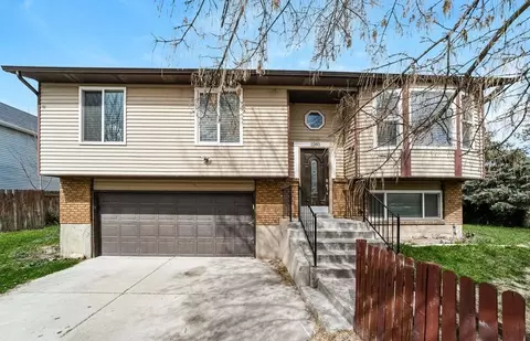 1580 W Bora Bora Dr, West Jordan, UT 84084