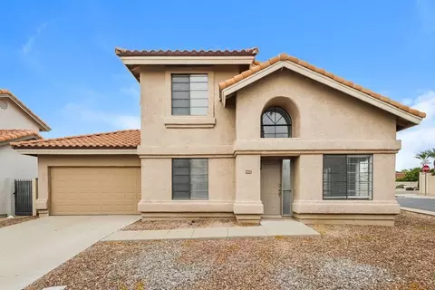 4532 E Villa Theresa Dr, Phoenix, AZ 85032