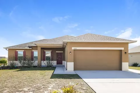 2157 Forest Lake Ave, Dundee, FL 33838