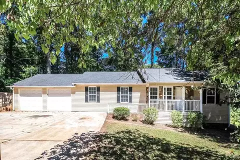6677 Birchwood Ter, Winston, GA 30187