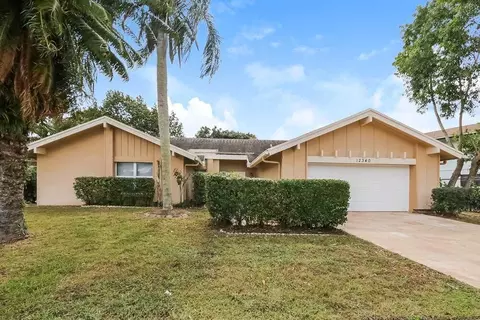 12340 Old Country Rd S, Wellington, FL 33414