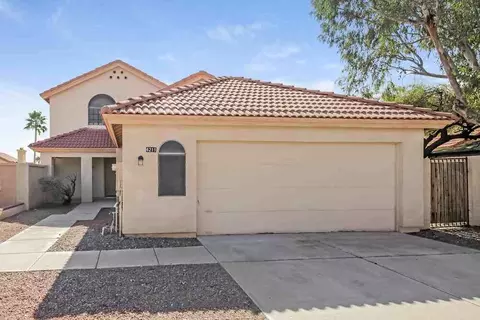4211 E Mountain Sage Dr, Phoenix, AZ 85044
