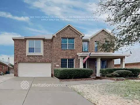 2340 Clark Trl, Grand Prairie, TX 75052
