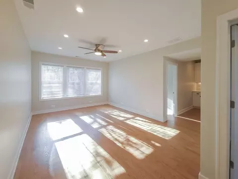 4901 N Seeley Ave, Chicago, IL 60625