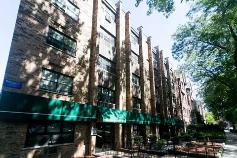 625 W Wrightwood Ave #409, Chicago, IL 60614