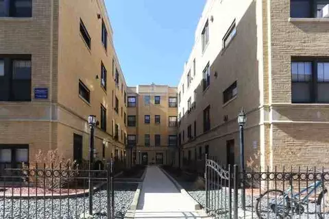 2846 N Orchard St #44, Chicago, IL 60657