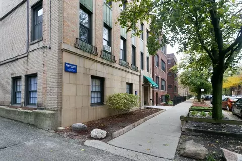 3831 N Fremont St #515, Chicago, IL 60613