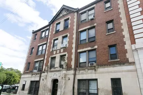 3345 N Marshfield Ave #309, Chicago, IL 60657