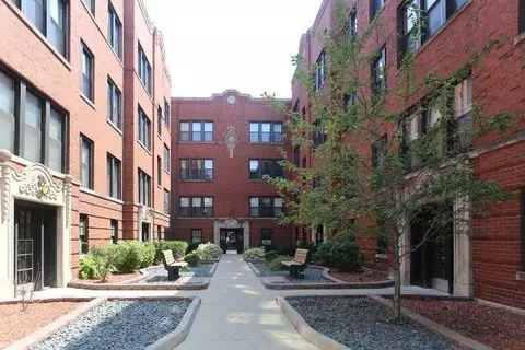 3517 N Racine Ave #1W, Chicago, IL 60657