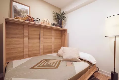 369 W Grand Ave #1-1DEN, Chicago, IL 60654