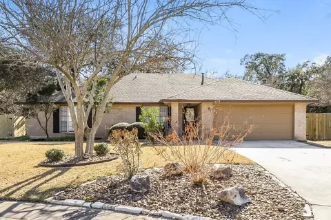 6138 Bloomwood St, San Antonio, TX 78249