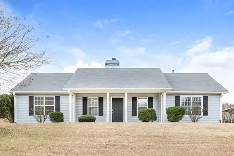 335 Cattlemans Cir, Mcdonough, GA 30252