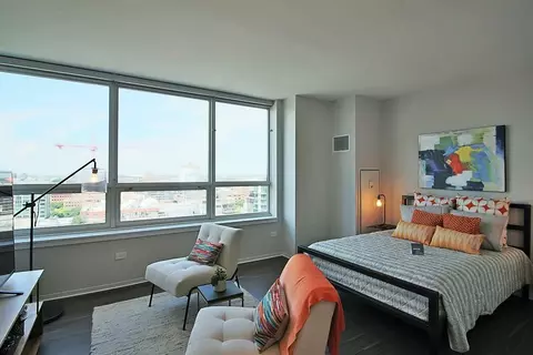 765 W Adams St, Chicago, IL 60661