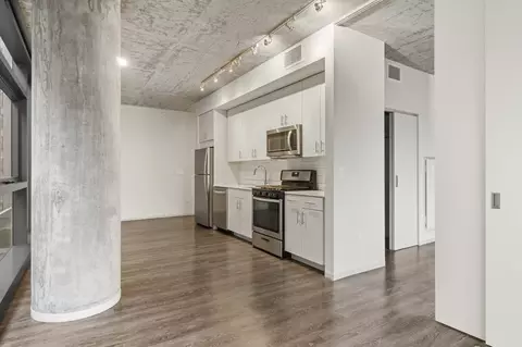 717 S Clark St, Chicago, IL 60605