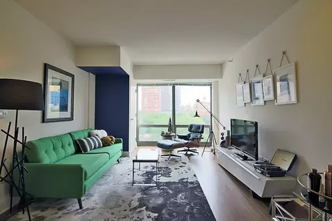 900 S Clark St #1-1, Chicago, IL 60605