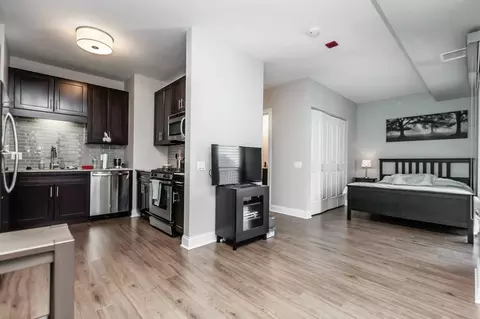 71 W Hubbard St, Chicago, IL 60654