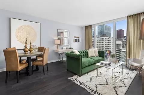 25 W Randolph St #1-1, Chicago, IL 60601