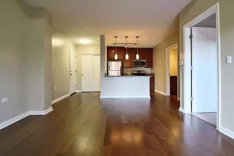 1935 S Wabash Ave #1-1, Chicago, IL 60616