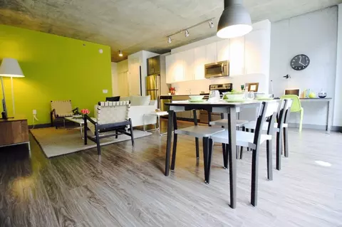 215 W Lake St #1-1, Chicago, IL 60606