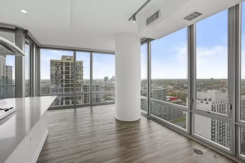 1201 N La Salle Dr #1-1, Chicago, IL 60610