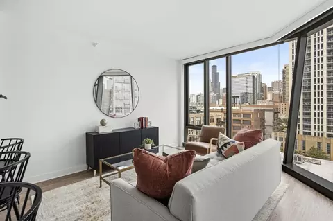 1326 S Michigan Ave #1-1, Chicago, IL 60605