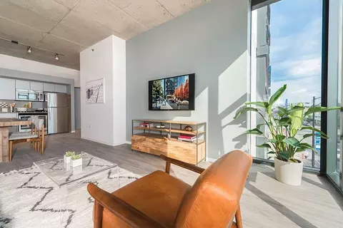 2733 W Belden Ave #1-1-5, Chicago, IL 60647