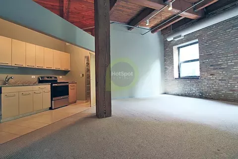 925 W Huron St #1-1DEN, Chicago, IL 60642