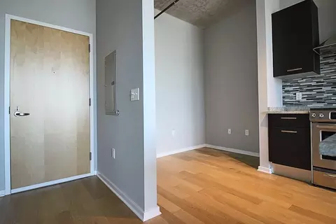 150 W Roosevelt Rd #1-1-5DEN, Chicago, IL 60605