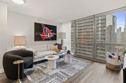 360 E South Water St #2-2, Chicago, IL 60601