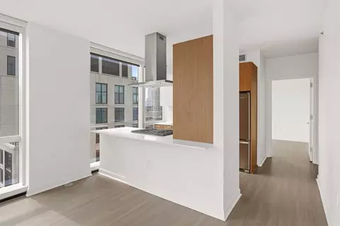 500 N Lake Shore Dr #2-2, Chicago, IL 60611