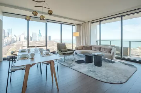 1200 S Indiana Ave #2-2, Chicago, IL 60605