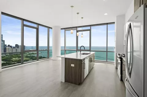 808 S Michigan Ave #3-2, Chicago, IL 60605