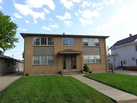 715 W Ridge Rd #1, Peoria, IL 61614