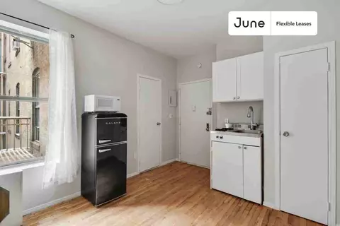 244 W 64th St #4H, New York, NY 10023