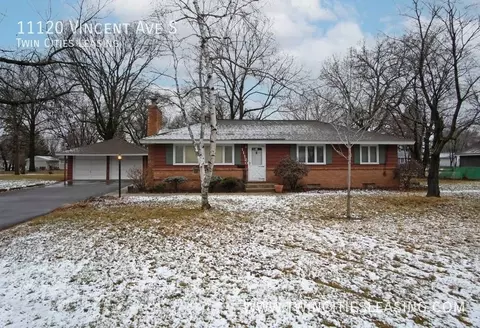 11120 Vincent Ave S, Bloomington, MN 55431