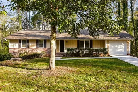 4624 Elm Ridge Ct, Stone Mountain, GA 30083